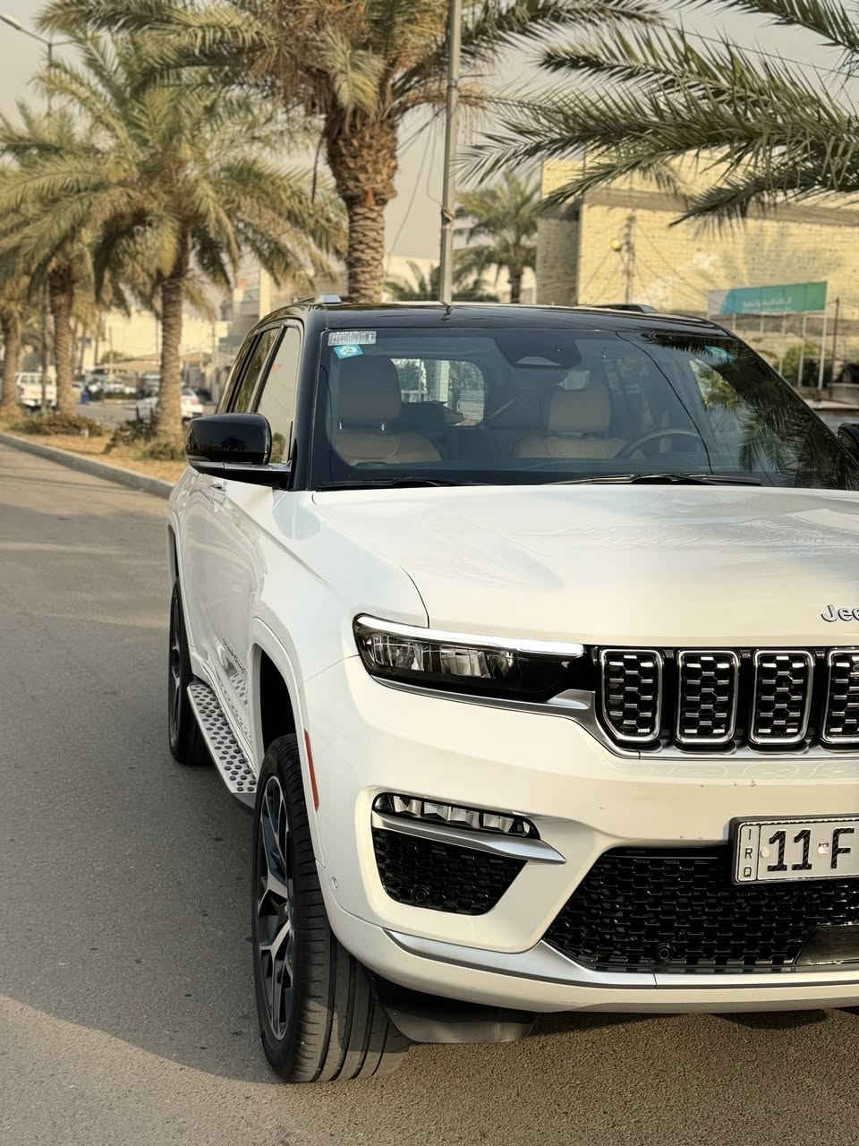 جيب سومت 2024 ( خـليـجـي )
فول فول مواصفات فورويل بانوراما 
تغليف ppf 

الموديل : 2024 . (خليجي) .
المحرك : V6. 3.6L .
العداد : 12 الف 
موصفات:
رباعي 4x4
﻿﻿نظام تعليق هوائي (جكات).
﻿﻿قيادة ذاتية عند المنعطفات.
﻿﻿رادار امامي مع مانع تصادم .
﻿﻿نظام الرؤية الليلية.
﻿﻿تحذير الخروج عن المسار .
﻿﻿مستشعر نوم السائق مع نظام التوقف الآلي
﻿﻿تحذير النقطة عمياء ٥ .
﻿﻿نظام تحذير عند التقاطعات.
﻿﻿نظام تحذير عند تجاوز السرعة المحددة.
﻿﻿نظام عرض المعلومات على الزجاج الامامي (HEAD UP
(DISPLAY
﻿﻿نظام تقليل الضجيح داخل المقصورة.
﻿﻿إنارة محيطية.
﻿﻿شاحن موبايل وايرلس.
﻿﻿تعديل وضعيات مقود السائق كهربائيا.
﻿﻿مرايا تعتيم ذاتي.
﻿﻿المرايا الجانبية قابلة للطي كهربائيا
مرايا الجانبية فاد
ظام الصوت من ماكنتوش مع 19 سماعة.
ويل قياس 21 انج .
* سقف بانوراما .
﻿﻿شاشه كبيرة 10.1 انج .
﻿﻿شاشة للراكب الأمامي .
﻿﻿نظام الخرائط (GPS) .
﻿﻿عرض خرائط الطريق على لوحة القيادة.
﻿﻿لوحة القيادة بقياس 12 أنج.
﻿﻿4 كاميرات خارجية مع بخاخات ماء للتنظيف.
﻿كاميرا للمرأة الداخلية.
﻿﻿تصوير حراري ليلي .
﻿﻿المصابيح الأمامية زنون .
﻿﻿كشافات الضباب زنون .
﻿﻿دخول ذكي.
﻿﻿بصمة على 5 ابواب للدخول الذكي.
﻿﻿تشغيل عن بعد .
﻿﻿الصندوق الخلفيي كهربائي .
﻿﻿فتح الصندوق الخلفي مع حركة القدم.
أقل
دوسات جانبية

﻿﻿اضافات من الخشب الطبيعي للمقصورة الداخلية.
﻿﻿ذاكرة لحفظ وضعيات الجلوس للمقاعد الأمامية
﻿﻿مساج للمقاعد الامامية .
﻿﻿المقاعد الأمامية كهربائية .
﻿﻿المقاعد الأمامية تبريد وتدفئة .
﻿﻿المقاعد الخلفية تدفئة وتبريد .
﻿﻿ستائر للشبابيك الخلفية.
﻿﻿انارة داخلية LED متعددة الالوان .
﻿﻿حساسات امامية وخلفية .
﻿﻿5 راكب .
﻿﻿مكيف خلفي مع وحدة تحكم منفصلة .
﻿﻿تدفئة مقود القيادة.
﻿﻿مانع تصادم خلفي .
﻿﻿بلوتوث تلفون .
﻿﻿محدد سرعة .
﻿﻿نظام التشغيل والاطفاء الاوتوماتيكي
5 راكب .
﻿﻿مكيف خلفي مع وحدة تحكم منفصلة .
﻿﻿تدفئة مقود القيادة.
﻿﻿مانع تصادم خلفي .
﻿﻿بلوتوث تلفون .
﻿﻿محدد سرعة .
﻿﻿نظام التشغيل والاطفاء الاوتوماتيكي .
﻿﻿نظام بريك اوتماتيكي
شركة هارلم للوكالات
مكان بغداد _سيديه
للأستفسار ***********
