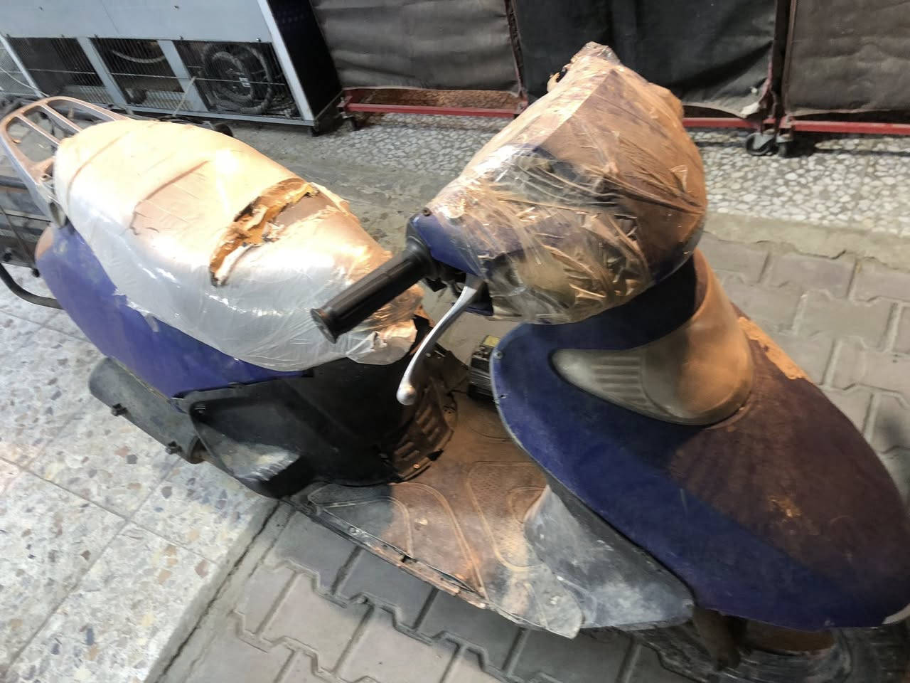 السلام عليكم
دراجه سبيسي ياباني كهربائيات نقص بس باتري
اشاير شغالة دبل اشاره هورن
وكابريتر على ما اعتقد رايده ب100
مكاني الحسينية الراشدية


**إذا كنت صاحب هذا الإعلان وتريد حذفه لأي سبب، رجاءا أرسل رسالة إلى الدعم الفني**