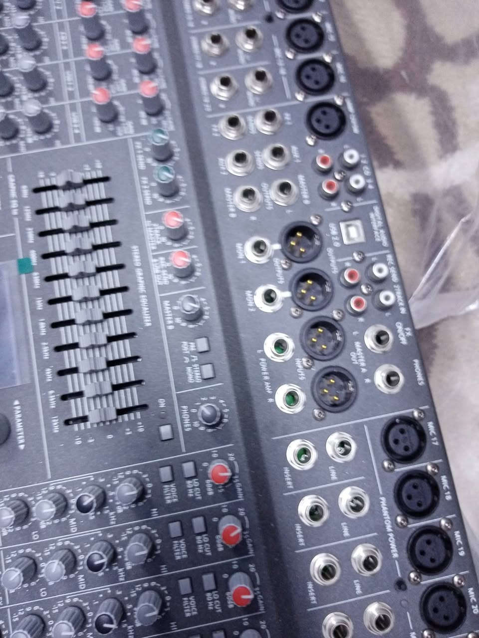 مكسر داينكورد كوبي باور ٢٢٠٠ واط سعر 550   $ نظافه١٠٠٪


**إذا كنت صاحب هذا الإعلان وتريد حذفه لأي سبب، رجاءا أرسل رسالة إلى الدعم الفني**