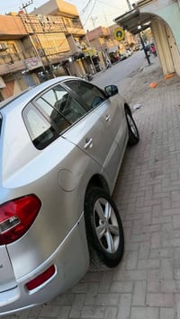 سياره البيع رينو موديل 2013السياره شركه  بدون ضربه وصبغ ومكينه حجم 425...