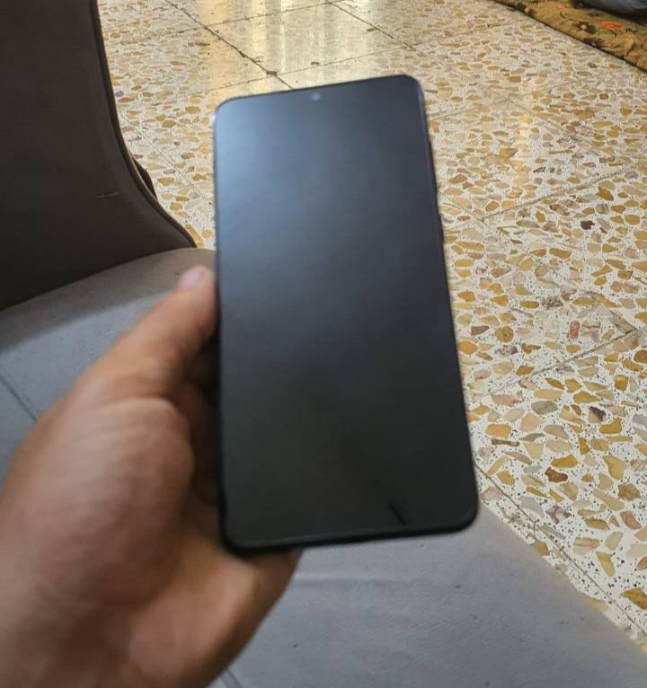 السلام وعليكم ورحمه الله وبركاته
للبيع سامسونك A05 
ذاكره 128 
بطاريه 5000
الجهاز استخدام شهر فقط جديد كامل دبل خط مكفول كفاله عامه شخط واحد مابيه 
السعر 135 مكاني بابل شارع السياحي
متواجد خاص اهلا وسهلا


**إذا كنت صاحب هذا الإعلان وتريد حذفه لأي سبب، رجاءا أرسل رسالة إلى الدعم الفني**