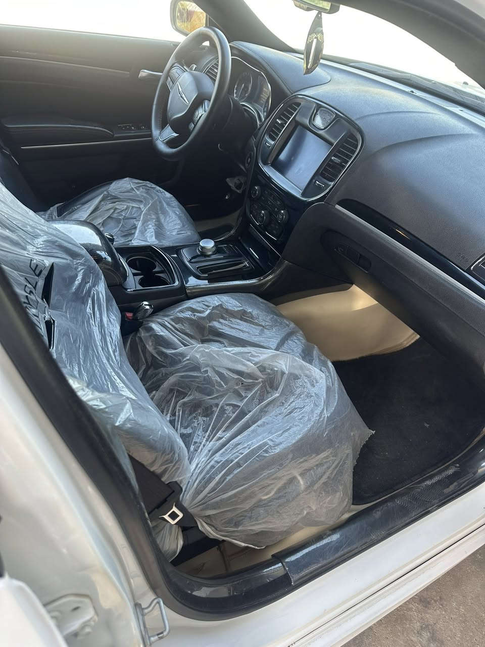 اوباما 2021 S
6 سندر 3600
((كلين تايتل)))
فول مواصفات 
رادارات امامية وجانبية 
خزن ميموري 
كشنات كهرباء
تدفئة تبريد 
زنون 
تشغيل عن بعد 
تعتيم مري
رادارات حساسات 
تخم تايرات جديد 
وبعد هواي مواصفات 
السيارة رقم اربيل تريد مداو او وكاله  
ماشية 60 الف ميل 
الشراي يتصل السعر خاص  
مكاني كربلاء طوريج
***********
