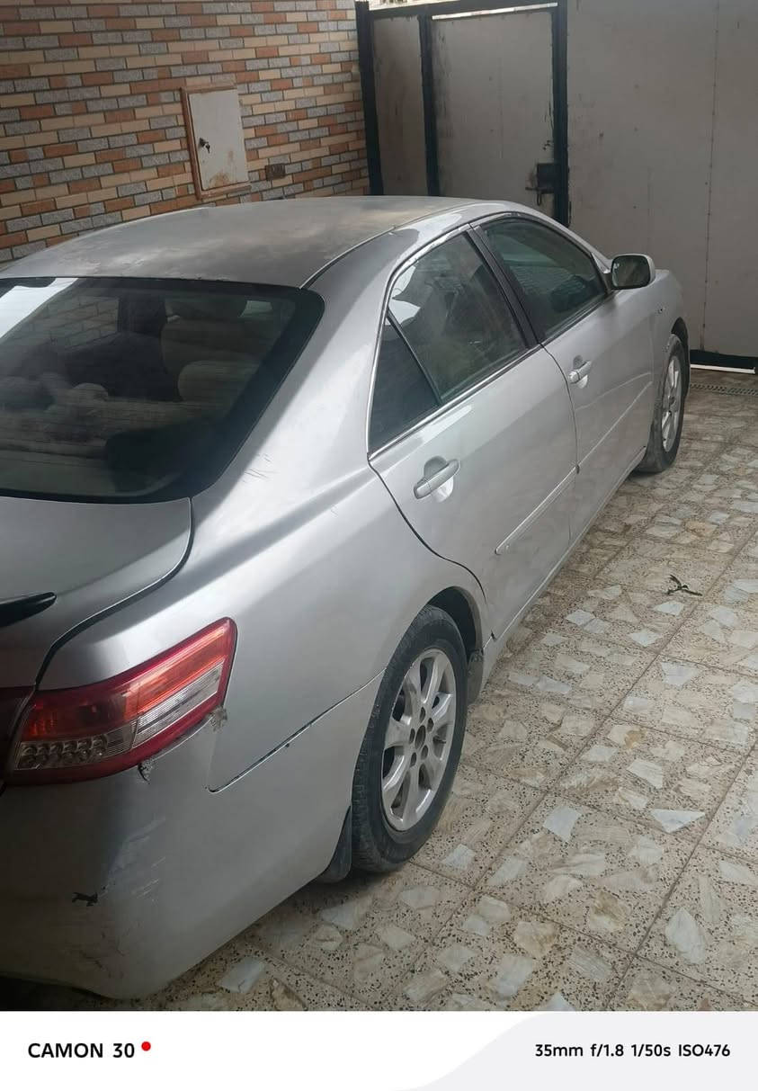 السلام عليكم 

كامري 2007 رصاصي فضي وارد خليجي 2400 

رقم بصرة مشروع وطني سنوية لل ( 2028/11/22 )

راعيها يريد تحويل 

مكينة وكير وتبريد كفالة ، حدادة 80%

السيارة مصبوغة عام عدا القمارة ( بدون صبغ ) وبيها جراد 

بيها ضربة بالباب الايمن الخلفي ومبدل بدون دواخل 

مكفولة من الاصوليات (الكص+نقل جثة+العيب الشرعي ) 
مكفولة من الدواخل ( شواصي + لغود + تكم + حوض )

الرقم : *********** / واتساب فقط
المكان : البصرة - ابي الخصيب 

السعر 80 وبيها مجال للشراي
