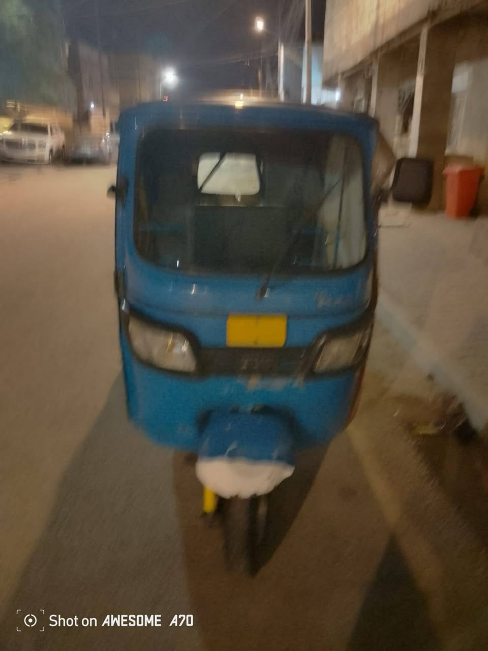 السلام عليكم تكتك للبيع موديل ٢٠ أوراق باسمي معاملة الرقم كامله المكينه مجفته تجفيت شركه لا تنقص ولا تأخر العنوان البصرة التميميه ب3و750 الرقم ***********
