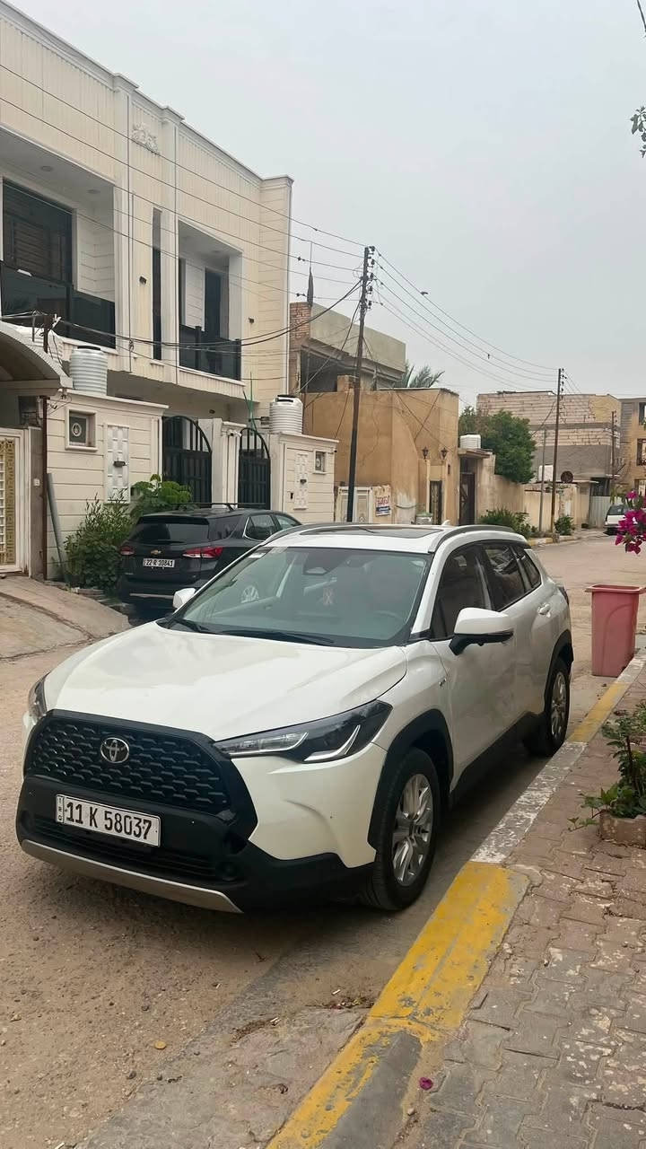 سلام عليكم 
كورلا كروز 2025 للبيع 
بيه بنيد مبدل 
ماشيه 15
فول مواصفات 
داخل جلد احمر 
4كامرات 
جنطه كهرباء 
فتحه 
سعر 158
مكاني كربلاء 
***********
