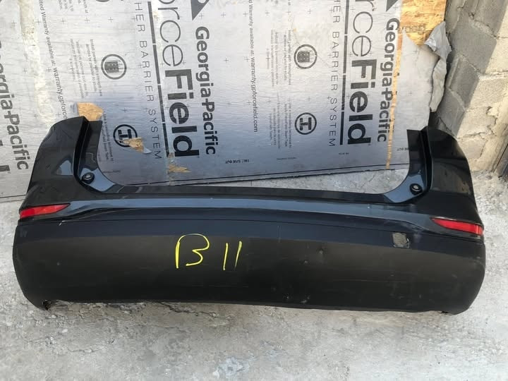 القزاز لتجارة قطع غيار السيارات الأمريكية الحديثة 
العنوان بغداد الباب الشرقي كم الارمن نزلة سريع محمد القاسم ***********
***********
