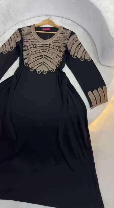 أناقة وفخامة بتطريز درجة أولى
بخامة كشمير دبل كلوش 
القياس L/XL/2XL

🔷سعر الدرزن 155 الف  🔷


**إذا كنت صاحب هذا الإعلان وتريد حذفه لأي سبب، رجاءا أرسل رسالة إلى الدعم الفني**