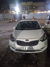 فورتي 2015 للبيع رقم بغداد انكليزي 11 نص فول مكينة 1800 كير at ماشية 7...