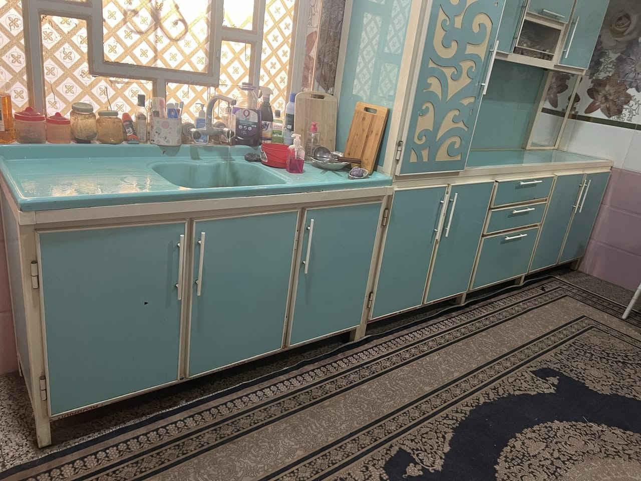 كاونتر مستخدم نضيف شغل درجة اولى للبيع مكان العمارة اتصال ***********
