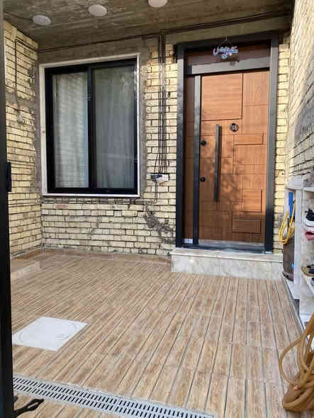 مشتمل للبيع  في منطقة المشتل قرب مصرف الرافدين
بناء حديث 2025 
مساحة المشتمل 64  واجهه 4 نزال 16
يحتوي على 🌟كراج + استقبال+ حولي +مطبخ + حمام + منور
الطابق الثاني 🌟يحتوي على 2 غرف نوم
الطابق الثالث 🌟 يحتوي على غرفة نوم+ حمام +
ملاحضه 🛑 ارضيه مرمر ابواب قاصه شبابيك  المنيوم سلايت 
للاستفسار الاتصال بالرقم:  ***********
