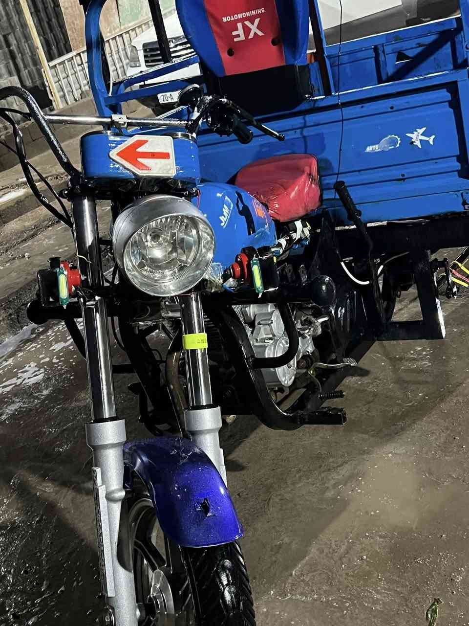 ‏سلام عليكم ستة للبيع موديل 18 محرك 25 ستوت نظيفة قشرها نظيف محرك جديد ما مفتوح برغي دخ ترات جداد شاصيها نظيف بدون محجر السعر 1,000,000 عنوان حسينية مال الراشدية خدمات مسقط هذا الرقم***********
