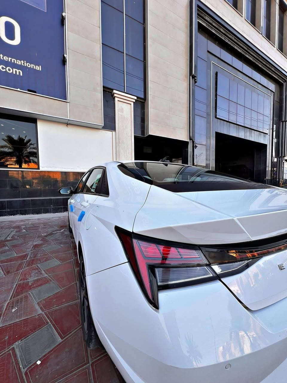 سلام عليكم اخوان 
هونداي النترا موديل2022 (خـلـيـجي) ماشية 49الف فقط 
كفاله عامه حت من البارد عد تكحيله بلباب حك 4اصابع 
محرك 2000 دوش فول مواصفات1/1🔱
فتحة سقف 
بصمة تشغيل عدد( 2) +تشغيل عن بعد 
مراية شفط
شاحن وايرلس
تبريد قطعتين
شاشة وكامرة دوارة
حساس أمامي وخلفي
لد نهاري وبك لايت
الـــــــــــــسعر~ 180
عنـوان صــاحب السياره واسط قضاء العزيزية 
رقم صـــاحب سياره: ***********
