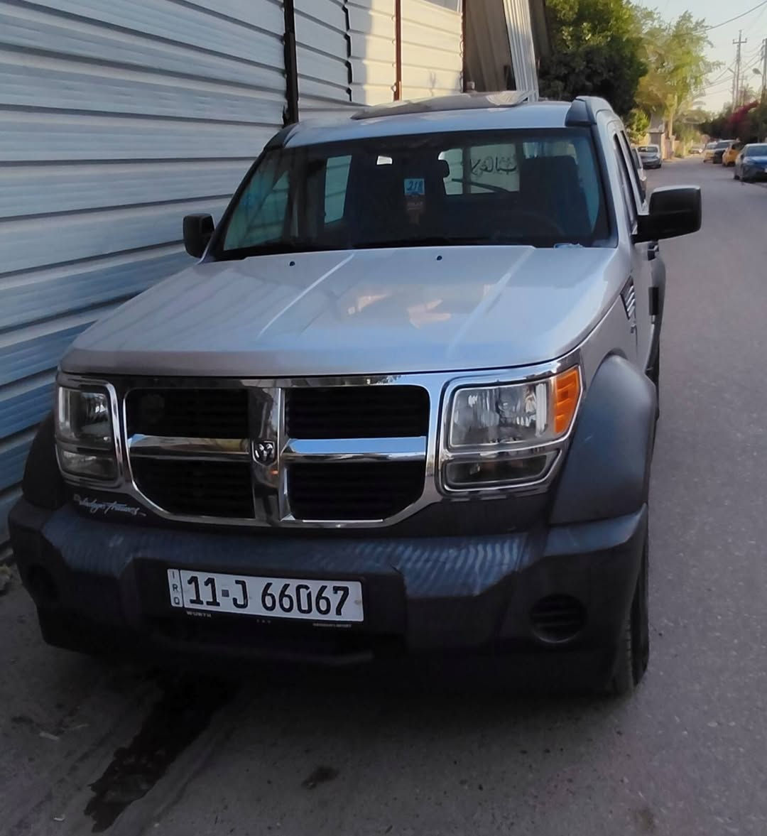 دوج نترو 🚙
رقم بغداد انكليزي الجديد
بيع او مراوس بسياره صالون او تكسي 
منضومه غاز جديده 
من صارت نسيت شي اسمه بانزين ومصرف اقوه تفويله ب6 الاف
4×4.   فور ويل 
3700
سياره جاهزه للأخير بدون اي نقص
تخم تاير جديد 
سياره ماشيه 11 الف وشويه
شاشه وكامره 
تبريد ثلج
داخل جديد 
بلاستك البدي كت بلادي بدون اي صبغ 
صدر امامي خلفي جديد 
كفاله من الصبغ عدا قطعتين 
بدون ضربه بدون دواخل 
السعر 80 وبي مجال  
***********. واتساب 
قرب جزيرة بغداد السياحية

