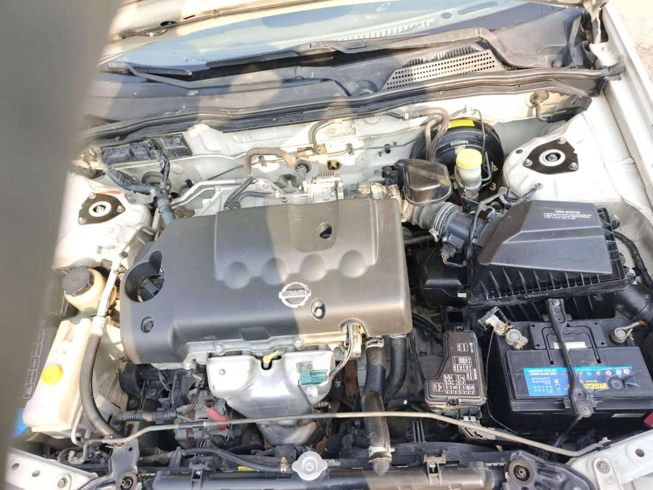 سلام عليكم 
سياره نيسان ياباني اصل مديل 2009 رقم نجف انكليزي محرك او كير او حداديه مكفولات تايرات جدد بيهة بابين مصبوغات اثر اشخوط بس والباقي كفاله
المكان نجف 
السعر خاص 
الرقم.. ‏‪***********‬‏
