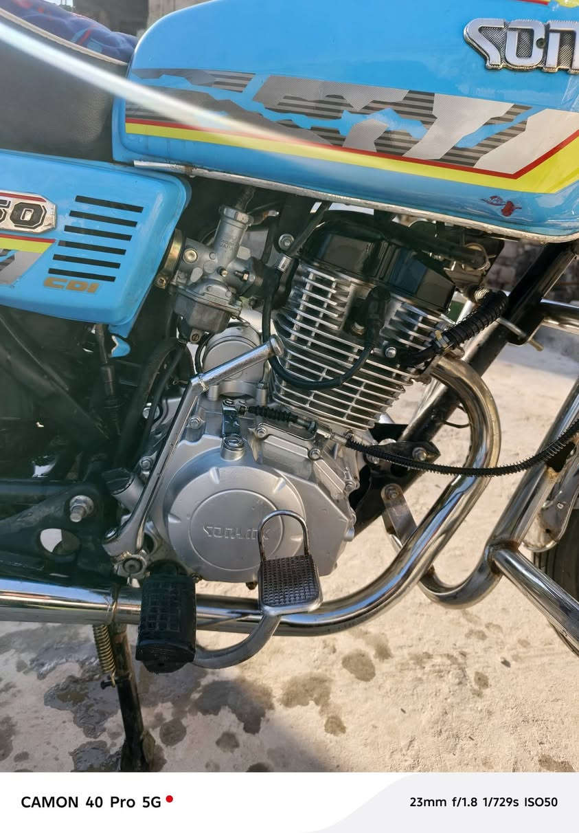 سيفان للبيع موديل 2024 اي نقص ما بي اوراقه كامله سعره 625  رقم ***********
