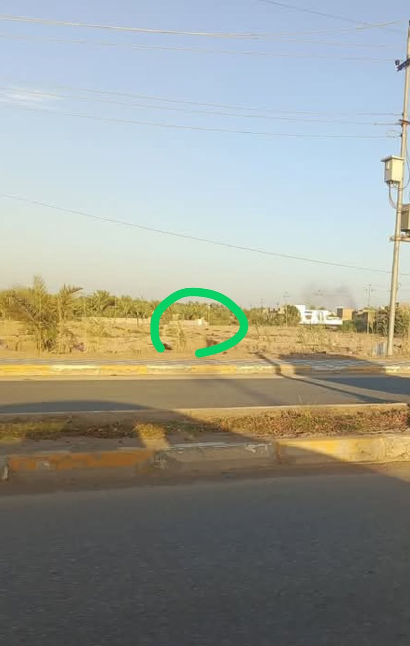 عرصه زراعي مسيجة مساحة ٢٥٠ متر 
كامل معامله التطويب 
موقع ممتاز قريبه عل شارع وعل مدرسة 
قريب مدرسة مسلم ابن عقيل 
بالجهة المقابله لحي الشرطة .. 
بسعر جيد .. 
للتواصل ***********
