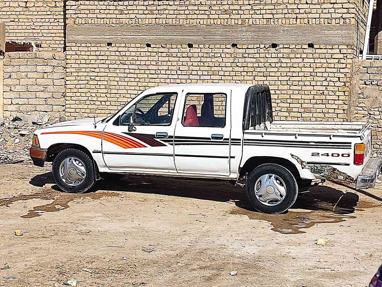 بيك اب للبيع موديل ٩٣
سنويه جديده ل٢٧ 
رقم قادسيه . راعيه يريد تحويل 
مصبوغه صبغ عام لجماليه مكينه ثري واي 
العنوان . قضاء الفجر. 
***********
السعر 37$
