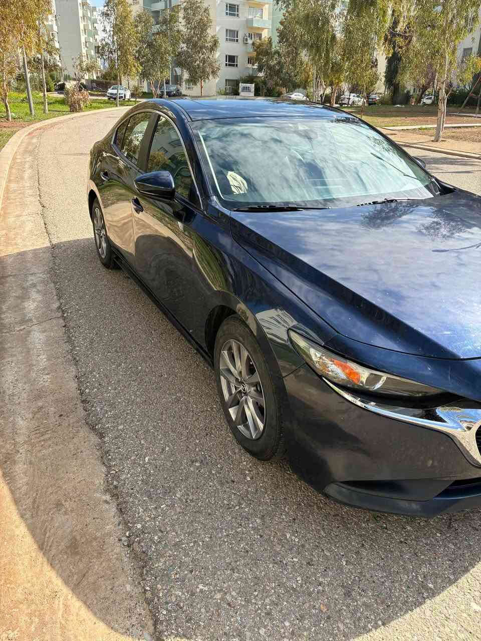 مازدا 3 موديل 2022 فول مواصفات
مكينه 2500
كير AT
صبغ بنيد وجاملغ سكن وحافه باب السكن
شاصي سليم
هزه وسنويه جديد 
ماشي 100 الف كيلو
سعر125$ بيها مجال
مكاني اربيل *********** أربيل, العراق
