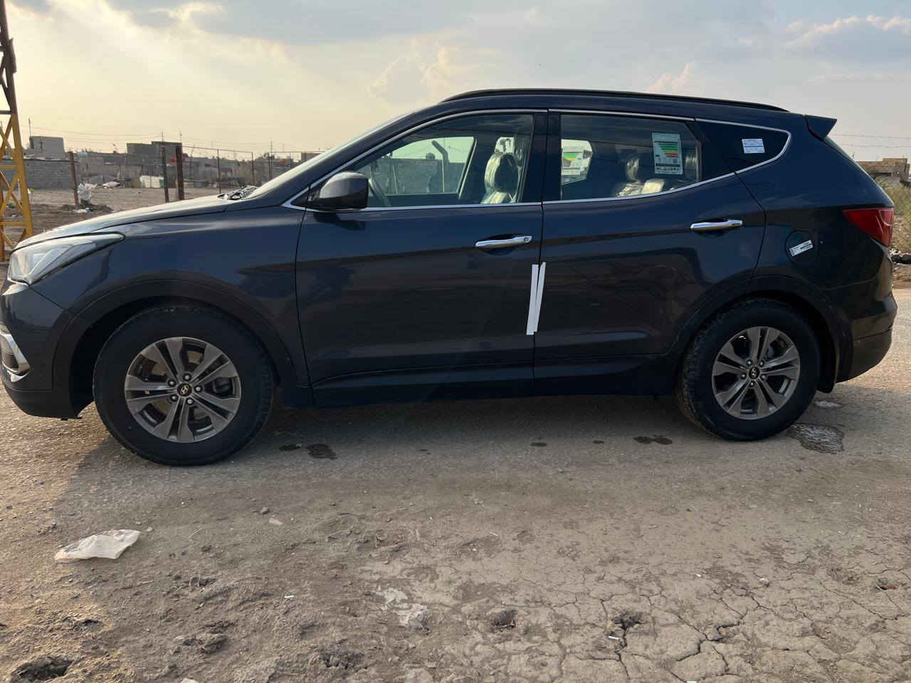 السلام عليكم بيع سريع   السعر 119 وبيه مجال
سنتافي موديل 2016 امريكي ضرر جاملغ وبنيد مال امريكه وبيه جراد مصبوغه احزام  بدون دواخل مكينه 2400 لاتبخير ولاتنقيص تخم تاير جديديد حداديه جديده
العنوان الديوانيه
***********
***********
