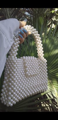 حقائب هاند ميد • لؤلؤ وكرستال • تغليف مجاني