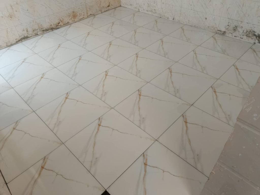 خلفه سيراميك متفرغ للعمل
نعمل سيراميك مرمر كرانيت 
بايات درج حجر قرض بورسلين 
استفسار اكثر اتصل
 *********** واتساب 
‏‪***********‬‏ واتساب 
‏‪مستعدون لكافه أعمال الترميم كربلاء, العراق
