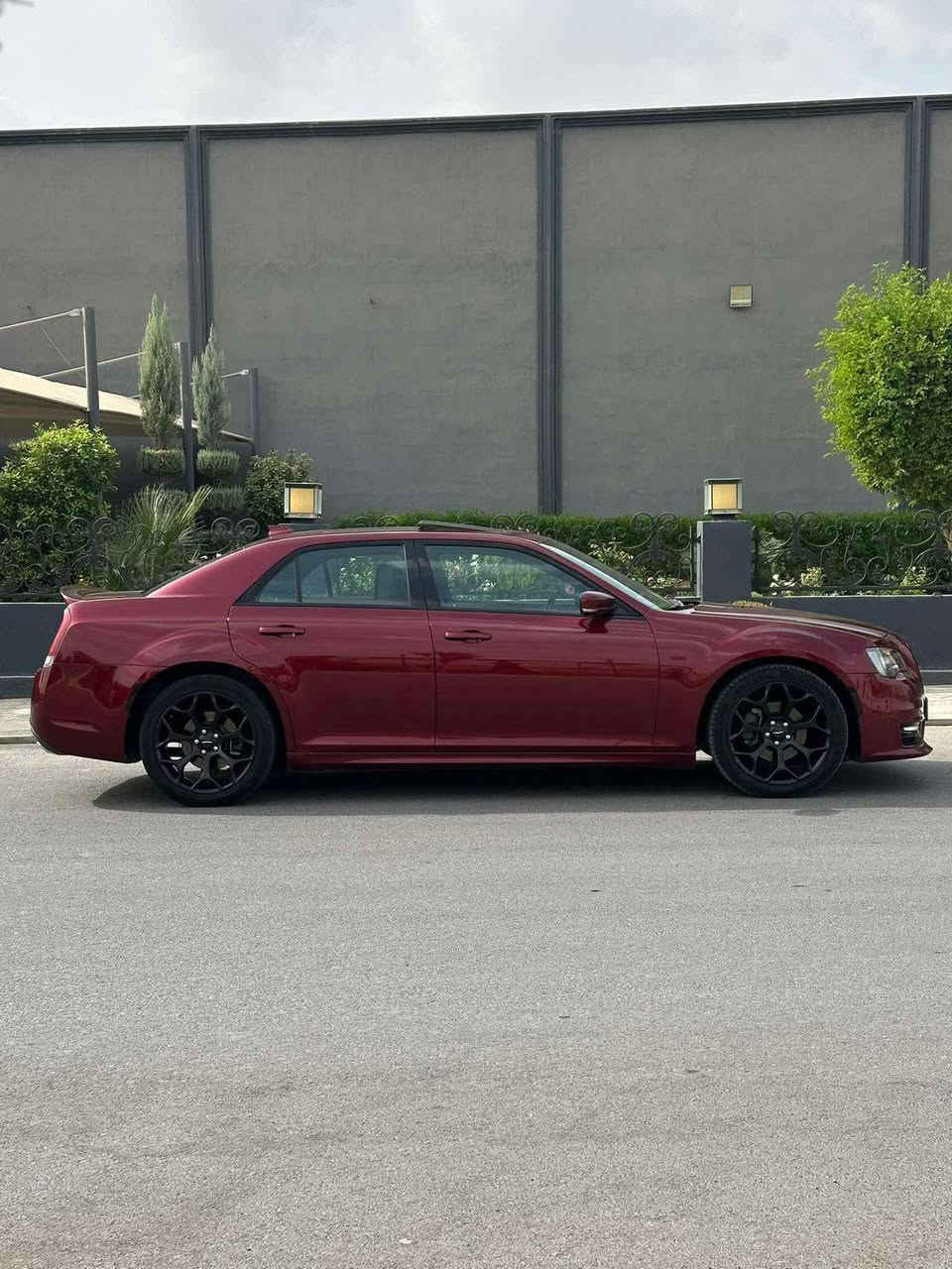 اوباما 2018 S فول الفول
السياره كلين تايتل كفالة  
رادار امامي 
رادار جوانب
بانوراما 
كشنات خزن
كشنات تدفئة وتبريد 
كشنات جلد
كشنات كهرباء 
استرين كهرب وتدفئه
برده خلفيه
تشغيل عن بعد 
بجم عريض 
شفتات ستيرن 
لايت زينون
تبريد مناخين 
تبريد قطعتين 
كير ماوس 
مثبت سرعة
تحكم ستيرن 
بلاجكتور
كاربلاي 

حساسات امامية
حساسات خلفية

وضعيات قيادة

 السعر 295ورقة وبيها مجال بسيط
وباقي مواصفات الاوباما المعروفة 
مرقم اربيل باسمي سنوية ورقم كلها جديد تحويل بنفس اليوم
للاستفسار الاتصال على الرقم /

***********
