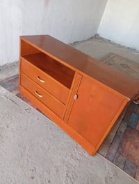 45بوفيه عرضهه متره و20بغداد الحسينيه مال الراشديه وعندي توصيل 07756600...