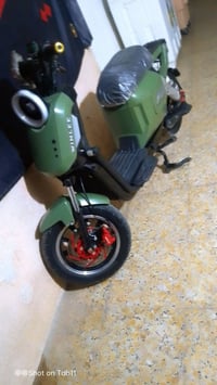 دراجه شحن F3 • ٢٠٠٠ واط • ٥ بطاريات ٢٢A