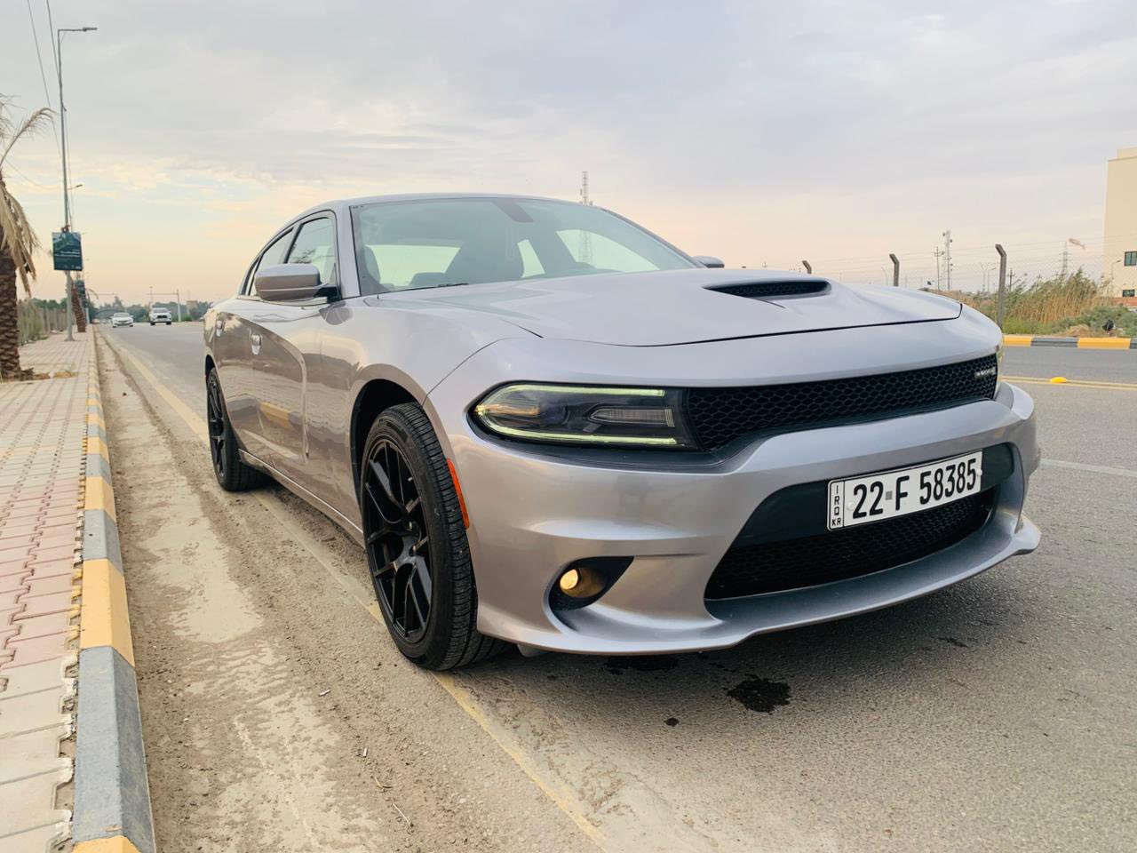 -جارجر SXT 2018 وارد امريكي
-السياره دخلت ضربه خفيفه جداً (دعاميه فقط )
-بالعراق صار بيها شخطين بالجاملغ الخلفي بارد 
-بنيد محدث GT 
-العداد 100mi
-محرك وكير بحاله ممتازه 
-محرك3.6L,V6 
-مواصفات الSXT معروفه
-تو ويل
-ويل 20 تخم اطارت جدد
-ادامه كامله لسياره وجاهزه

(السياره رقم اربيل ب اسمي )

مكان السياره واسط كوت 

السعر:215وبيها مجال قليل 

موبايل : ,***********
