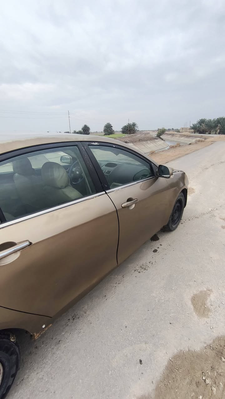 #للبيع جيلي ام كراند c7 ,, موديل 15

 السياره جاهزه تخم تاير جديد ، تبريد ❄ ثلج
 رقم المثنى ،، تحويل ثاني يوم 
مكاني السماوة 📍 
السعر 43 وبيها مجال 
رقم الهاتف ***********
