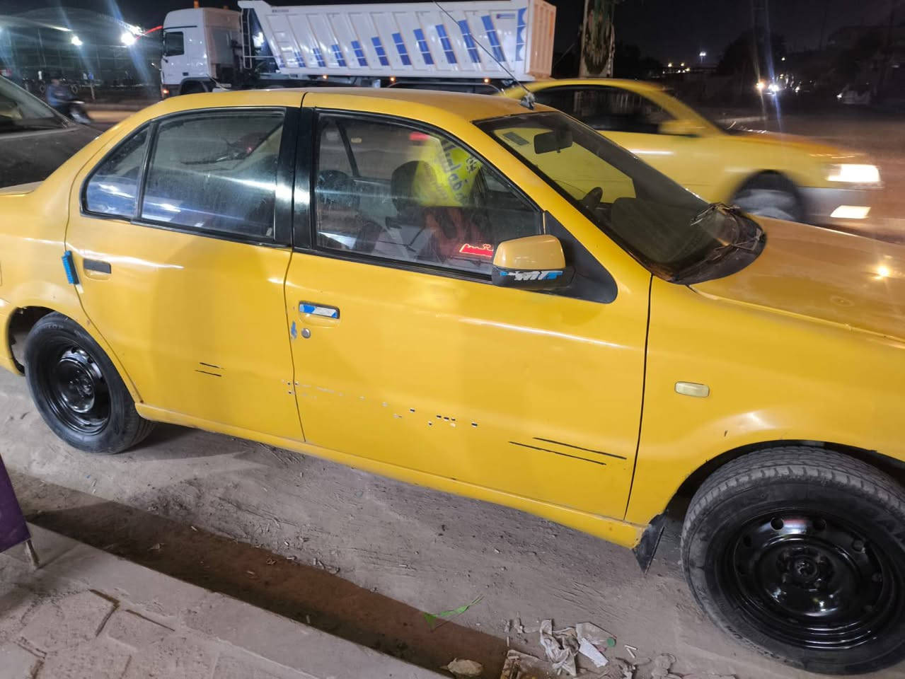 سمند مديل 2011 مكفولة مكينة كير رقم ميسان انكليزي مصفرة هيئة وغرامات السعر ٢٣ مستعجل على بيعتهة اتصل وخادم واساب موجود لاضربة ولاتبديل ***********
