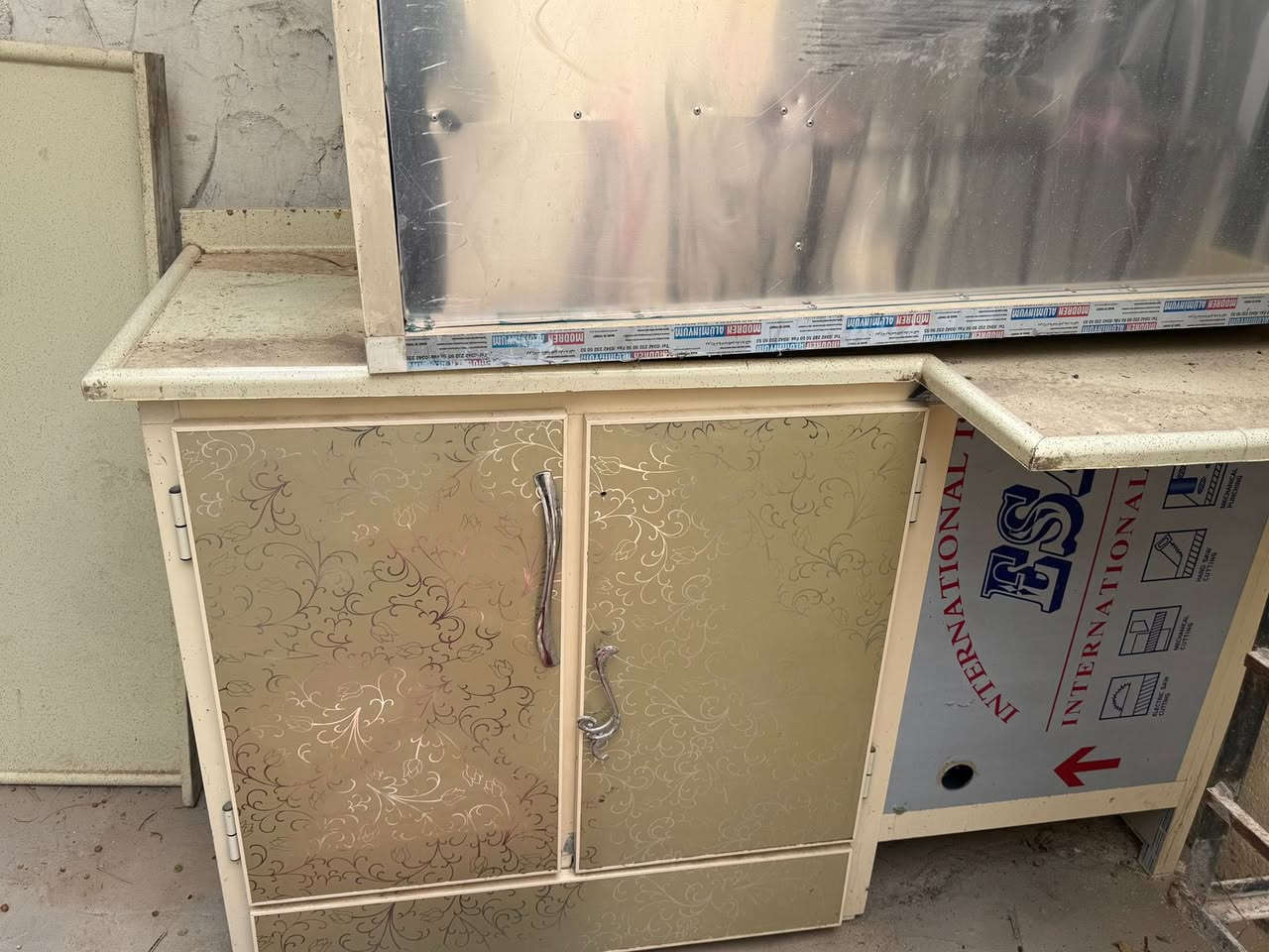 كاونتر مترين ونص ومتر ونص سنك مرمر كلش نظيف سعره 350 وبي مجال بالدبيسات شارع ناصر بالا تواصل عالخاص


**إذا كنت صاحب هذا الإعلان وتريد حذفه لأي سبب، رجاءا أرسل رسالة إلى الدعم الفني**