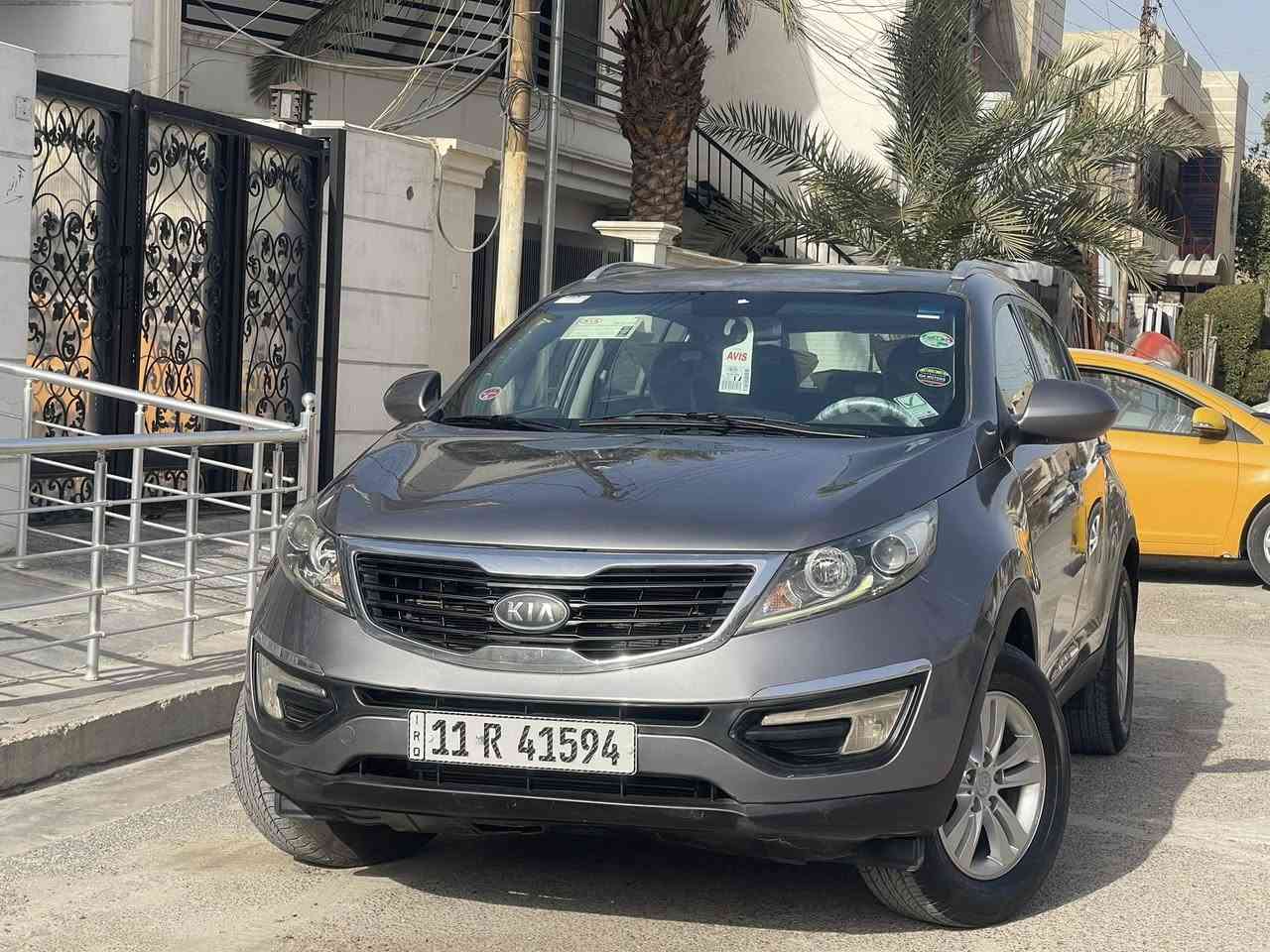 سبورتج خليجي 2013    السياره نص فول مواصفات ويلكب داخل لونين  ابلوجكترات لدات تحكمات شباك نيكل شاشه صغيره كله عل ابلاد صدر امامي خلفي  تخم تاير محرك 2000 دوش بسمي رقم نكليزي ماشيه 98   السياره كلش نضيفه وحلوه  السعر 128 وبيه مجال صبغ بيه اثر جراد بدون اي حادث اني بيدي صبغت جاملغ وبنيد وباب   مكاني شهداء السيديه ***********
