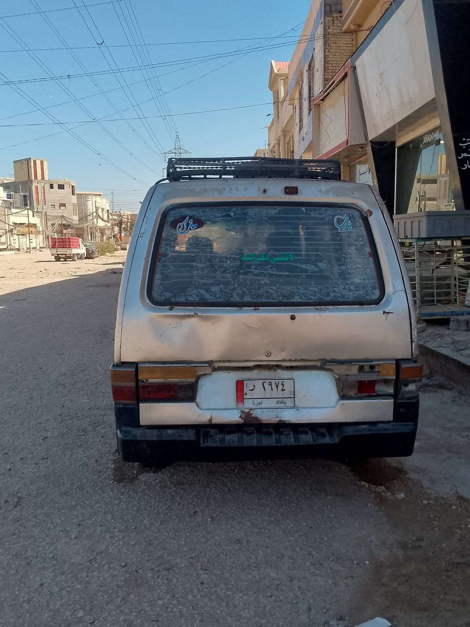 سلام عليكم 
كيا بستا 93بيع او مراوس رقم بغداد الماني سنويه ل٢٧ راعيه موجود 
مكان كربلاء 
***********
