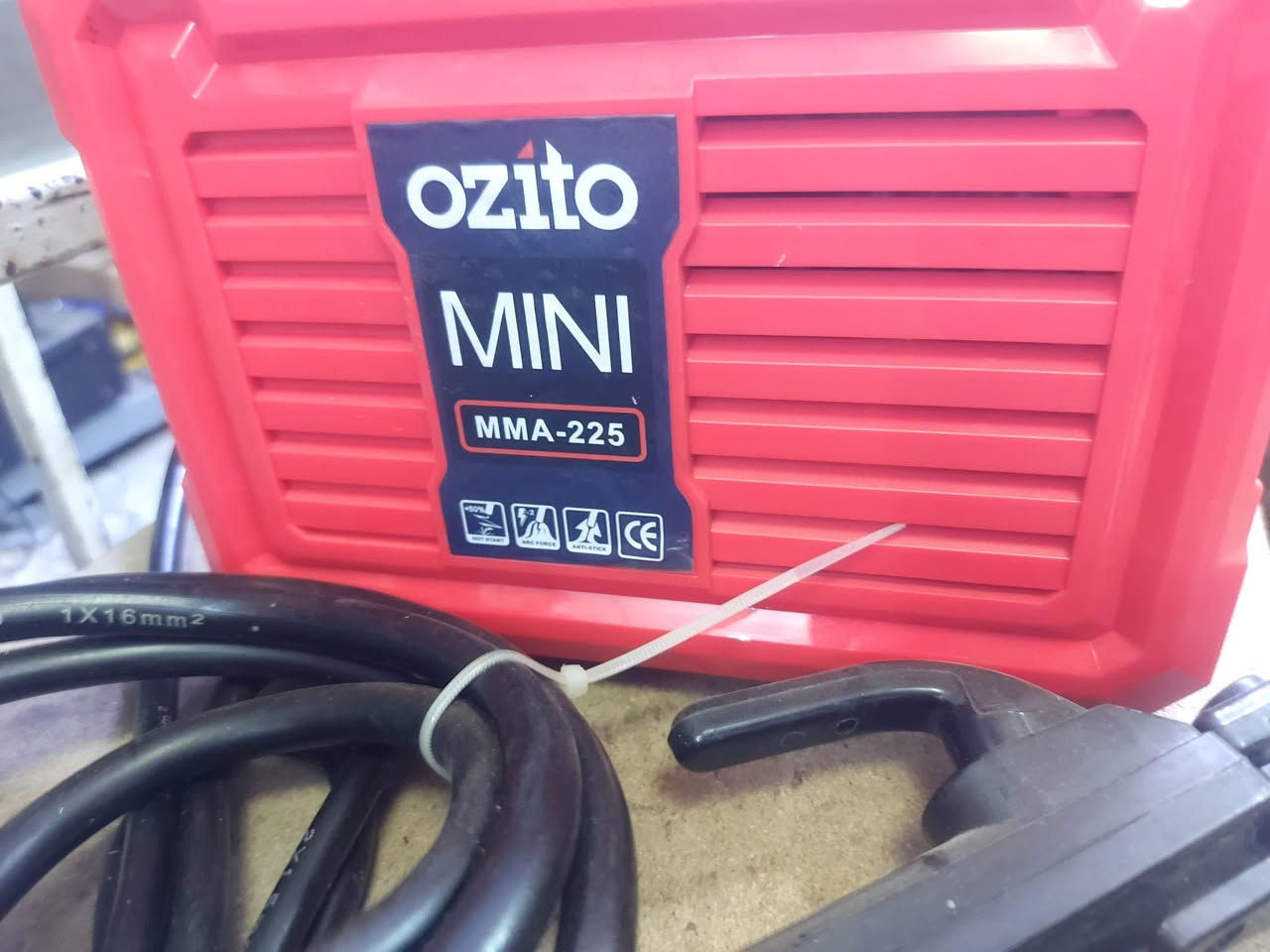 ماكنة لحيم ماركة اوزتو الاسترالية بلكارتون مامستخدمة اغراضهة كاملة ب٧٠ مع التوصيل


**إذا كنت صاحب هذا الإعلان وتريد حذفه لأي سبب، رجاءا أرسل رسالة إلى الدعم الفني**