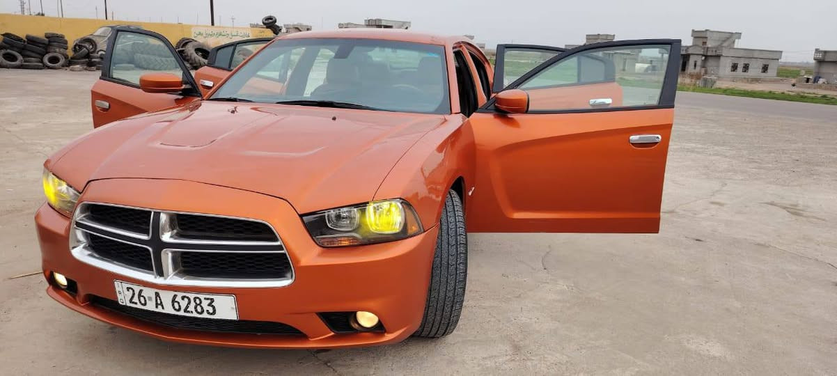 السلام عليكم
سياره جارجر 2011
لون مشمشي مميز
رقم صلاح الدين بأسمي سنويه 2029
هزه جديده 
كفاله عامه بدون صبغ شرط
بيها بارد فقط
محرك وكير شرط 
السعر 145
رقم الهاتف ***********
