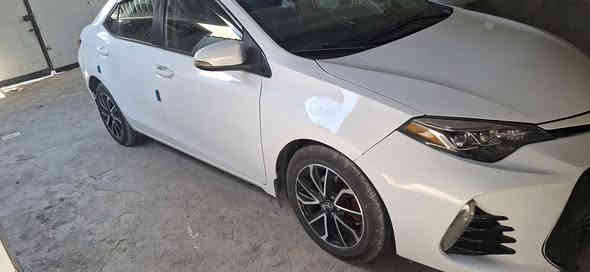 السلام عليكم
للبيع .  كورلا 
موديل.  2018
رقم بغداد بإسمي
فول مواصفات XSE
بصمة تشغيل 
وبصمة ابواب
فتحة سقف 
كشن تتفأه وتبريد 
كشن كهرباء
كشنات جلد 
ستيرن تتفأه
رادار تحديد مسار
قياده ذاتيه 
انضمة قياده سبورد و ايكو
تحكمات استيرن + شفتات
مكينه البيضه المرغوبه
تخم تايرات جديد 
صور الحادث والسونار مرفوقات بل منشور
السعر / 138 وبيها مجال 
غير متواجد على النت للستفسار الاتصال
على صاحب السياره 
***********/ ***********
