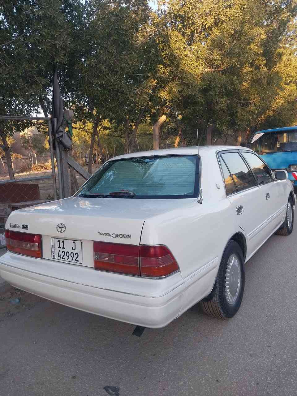 السلام عليكم راس الثور تكم يسره بلاد رقم بغداد انكليزي ب اسمي مكفوله من الكص والنقل مصبوغه عام بيه ضربه بالجنطه والتكم الخلفيه مصلحات من الداخل بدون كص السياره جاهزه من تبريد وحداديه وتخم تاير وكهربائيات كله شغاله السياره حلوه وجاهزه ترايك وين مايعجبك السعر 82 وبيه مجال  مكاني بابل الحمزه الغربي  ***********
***********
