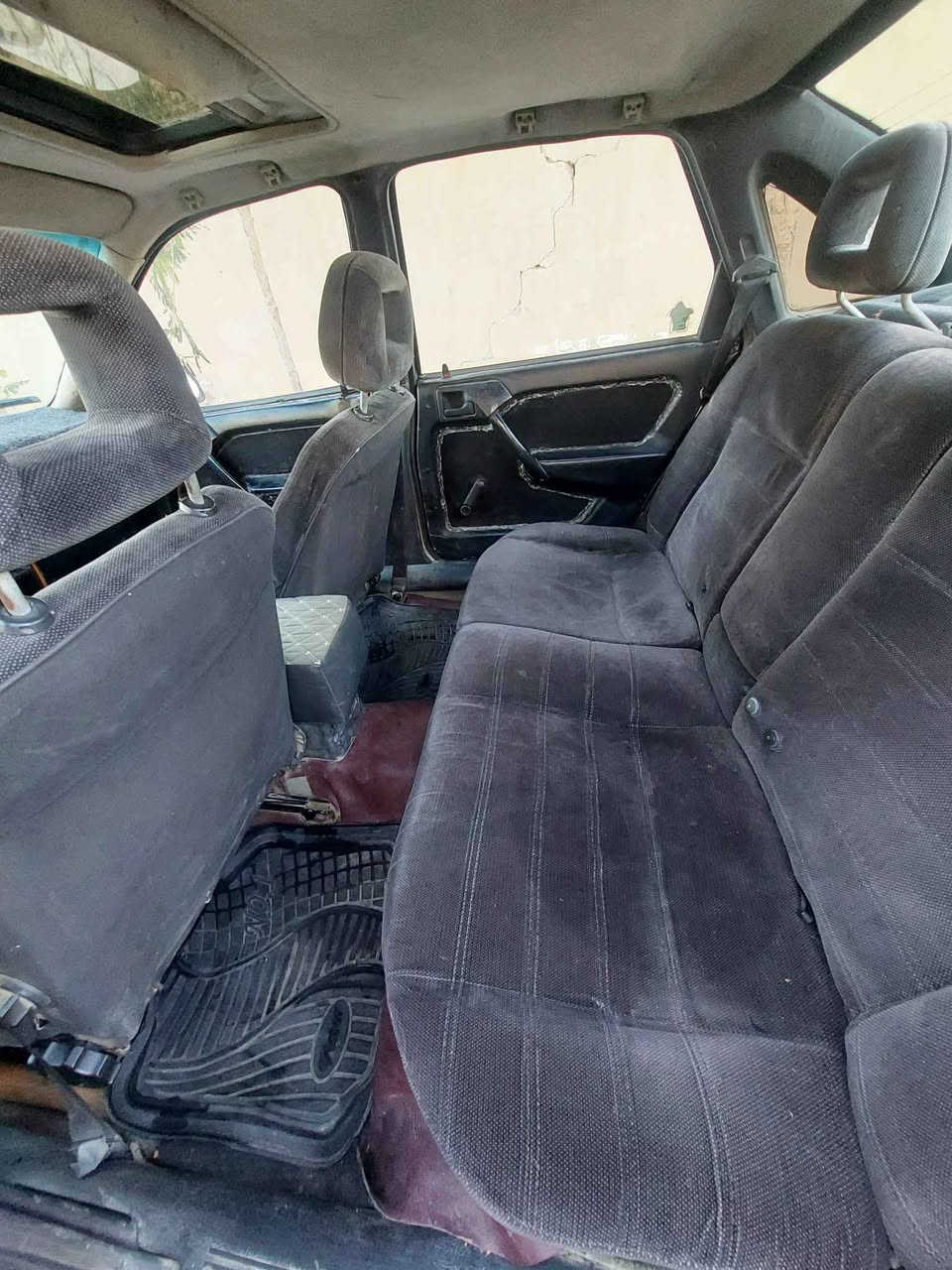 فكترا موديل ١٩٩١ سنوية جديدة ل٢٠٢٩ رقم كركوك كوبون بانزين موجود كير شرط محرك بيه خيط بخار بيه ضربة من الامام البدنة مبدل السعر (٣٨) وشرط التحويل فقط شرط التحويل *********** كركوك, العراق
