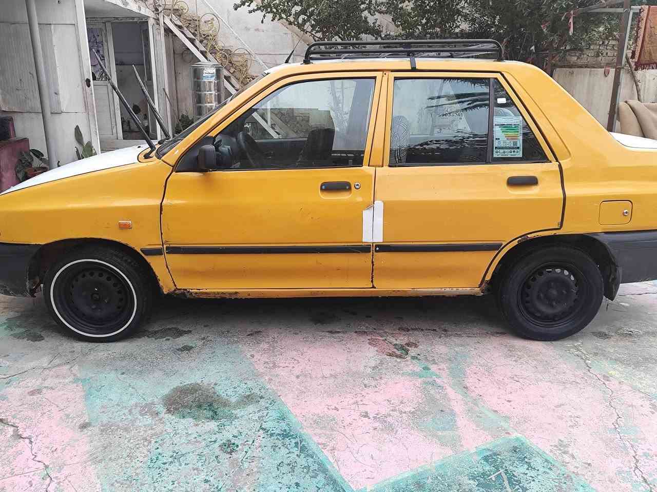 سلام عليكم اخوان مستعجل على بيعته سياره موديل 15 مآل واحد يريد يعيش بيه الله شاهد سياره خير من الله ومابيه اي نقصص
احتاجيت فلوس وريد بيعه مصفرة هئية وغرامات 

هاذا رقمي اتصال و بخدمتكم ***********
