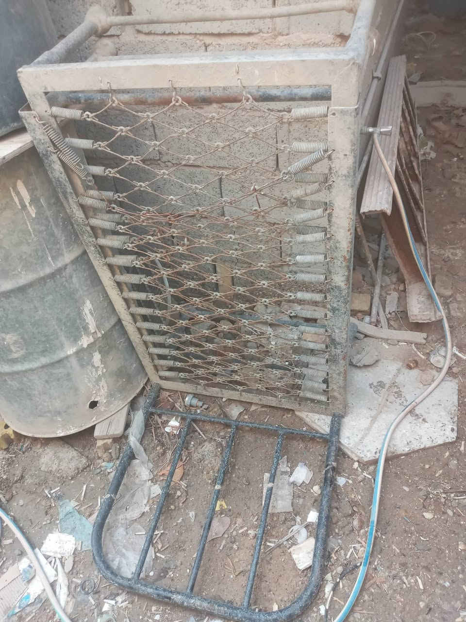 اسعار مناسبه
جربايه حديد نفر العدد ٢  سعر وحده ٢٠ 
دوشك نفر عدد ١  سعر دوشك ٢٠
العنوان بغداد 
واتساب ***********
