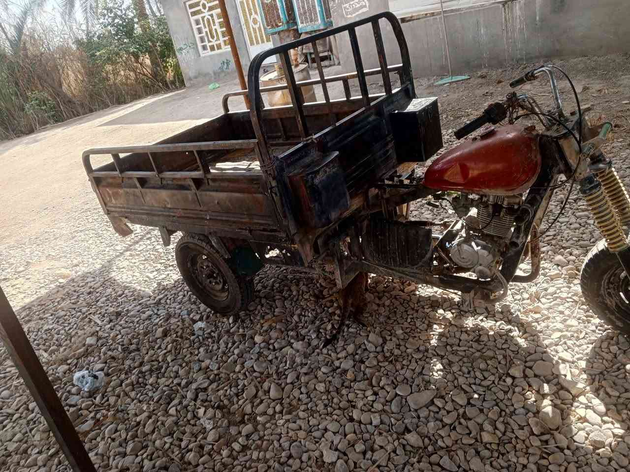 سلام للبيع دايون مديل، 14 كلك محرك 20 نضيف اكسل جديد تأيرات جديده بدي نضيف ركبه  كفاله السعر 550 وبيه مجال اتصل وتدلل مكاني بابل حمزة الغربي خيكان ***********
