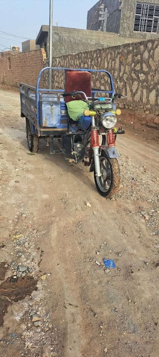 السلام عليكم اخوان ستوتة لبيع موديل ٢٠١٥  اوراق اصولي   مكينة مكفولة  شاصي مكفول   السعر  ١٢٥٠   وبيهة مجال  المكان كربلاء  خيرات والشراي يتصل ***********
