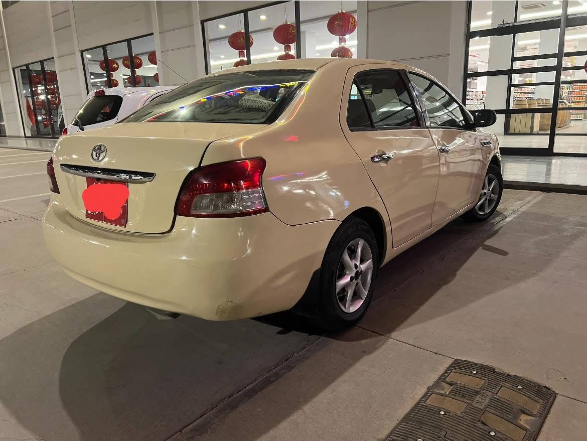 TOYOTA YARS TAXI 2007
يارس 2007 تكسي  گير عادى شاشه ايپاد كاميره 
تبريد مكينه 16  ى پستؤن گه وره گير و مه كينه و تبريد لؤك هه مووى نوئيه سقف موس 
شوين هه ولير
نرخي 84$
***********
