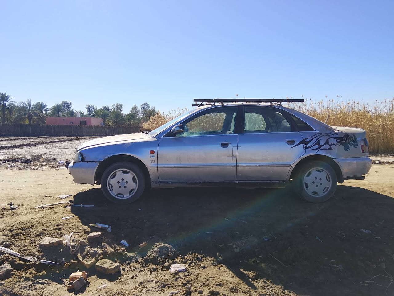 سلام عليكم أريد مراوس بيها اودي 97رقم انبار راعيها بغداد *********** السعر 20وبيه مجال
