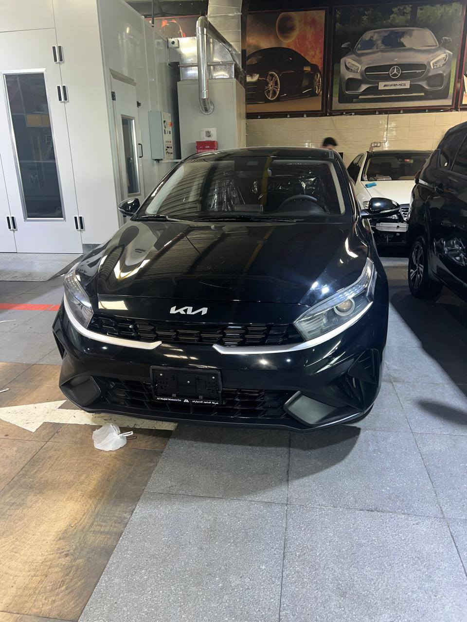 للبيع كيا سيراتو 2024 خليجي
مكفوله بدون صبغ بدون بارد سياره جديده بلاديه بوضع الشركه 
ماشيه:18KM فقط
مواصفات السيراتو العاديه المعروفه 
محرك 1600دوش المرغوب
تحكمات مقود جهتين داخل اسود 
بك لايت لد ولد امامي نهاري
مواصفات عاديه معروفه 
مكانها ناصرية مركز
‎لاتصال والاستفسار:***********
***********
