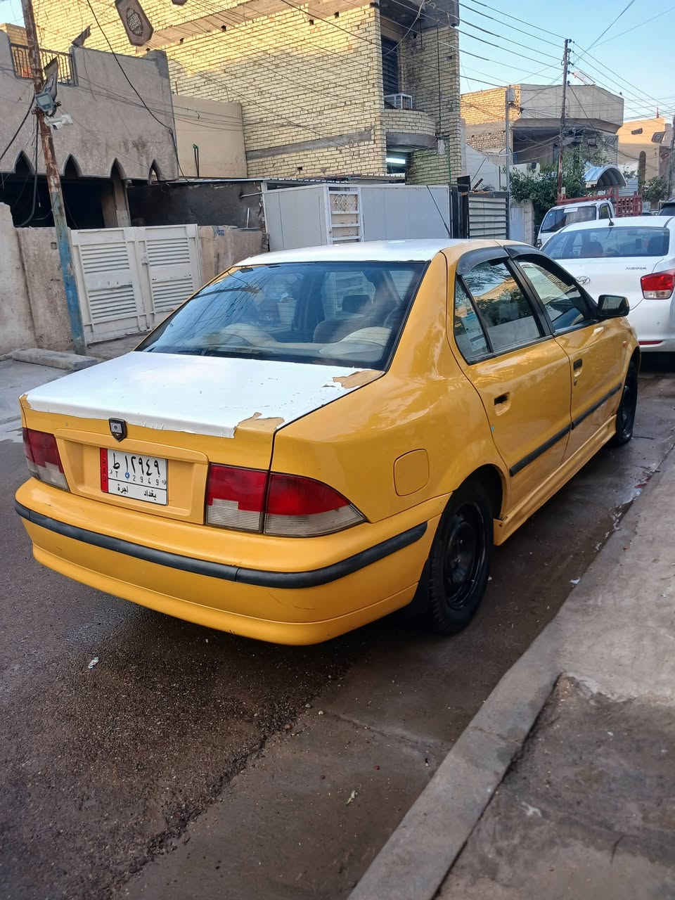 السلام عليكم  سمند  2010  مكفوله كشر  ، كازكيت بيه ، بسمي السياره ، شرط التحويل ، سعر  ٢٨  بيه مجال بسيط ، عنوان الغزاليه  ***********
