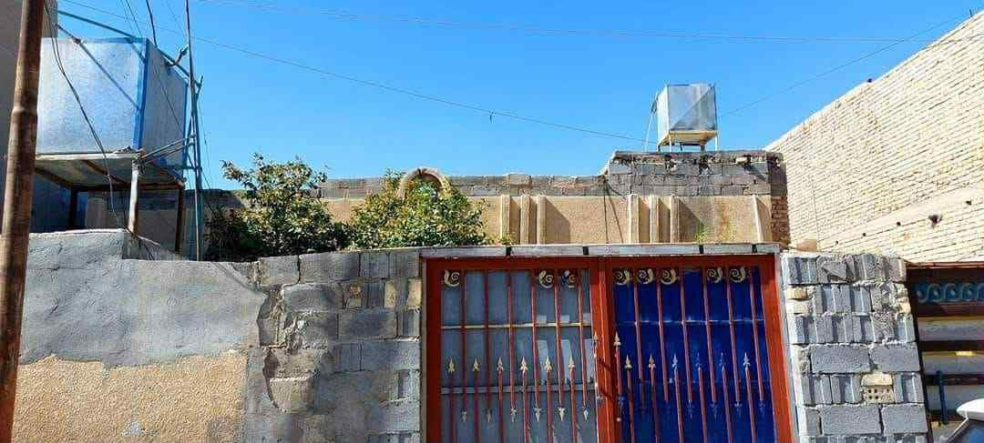 بيت للبيع مساحه ٣٢٤ خلف مصرف بغداد طابو صرف الاستفسار اكثر تصال عله رقم ***********
