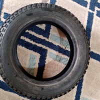 اربع تايرات للبيع حجم 300/10 صنع تايوان چوبلس بدون چوب يتركب على الرنگ...