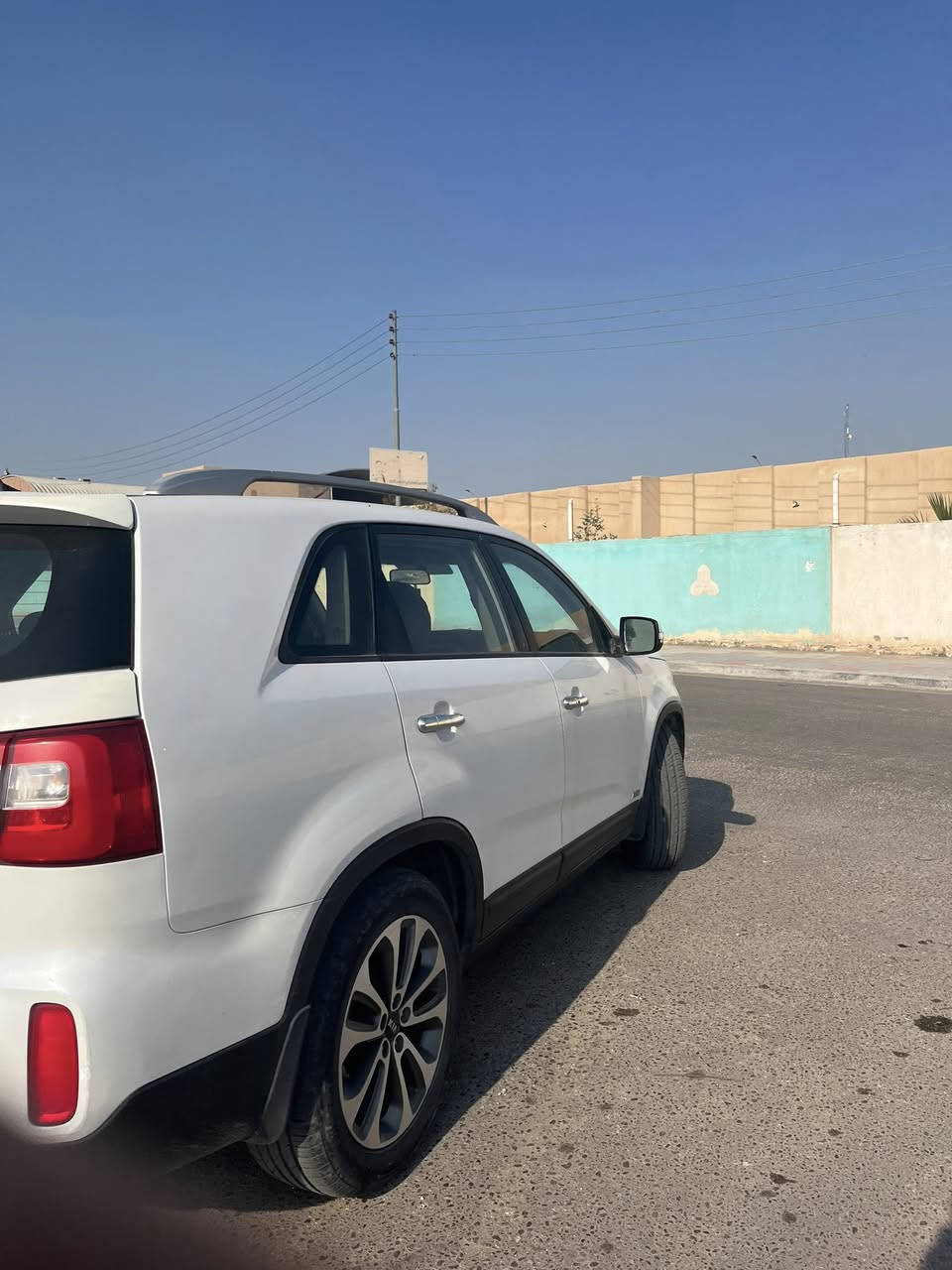 سلام عليكم 
سونتو 2014 للبيع 
فول موصفات 
خليجي كويتي 
V6 
بنراما 
حشنات جلد 
مكفوله كفاله عامه من الضربه و الصبغ و البارد 
السعر 208 
مكاني كربلاء 
بسمي تحويل ثاني يوم 
للستفسار اتصال عل رقم 
***********
